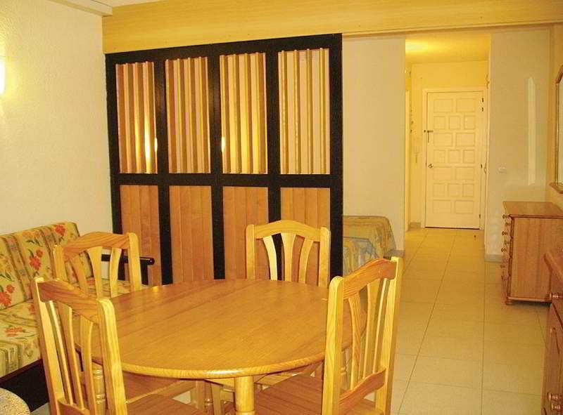 Rentalmar Alboran Apartments Salou Exterior foto